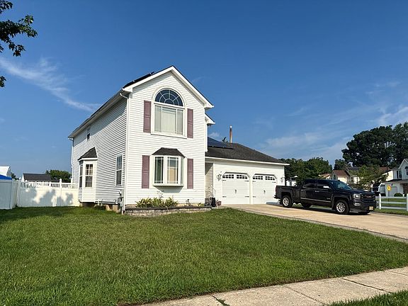 3rd image of 2 Mercer Ln