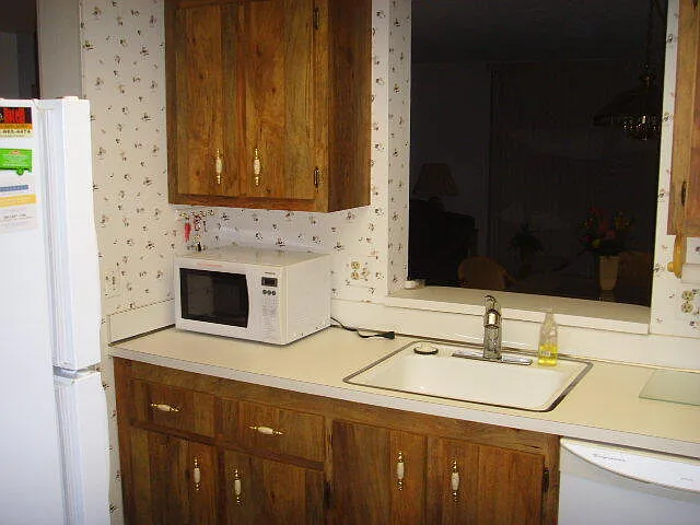15 Willowbrook Ln #204 — Photo 13