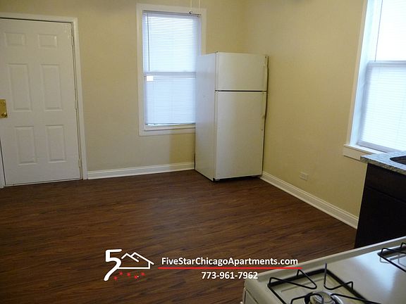 2nd image of 3552 W Belmont Ave Rear R1