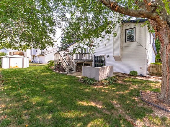 4th image of 207 Greenleaf Dr