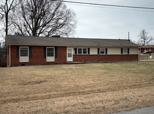4300 Kinview Dr, Archdale, NC 27263