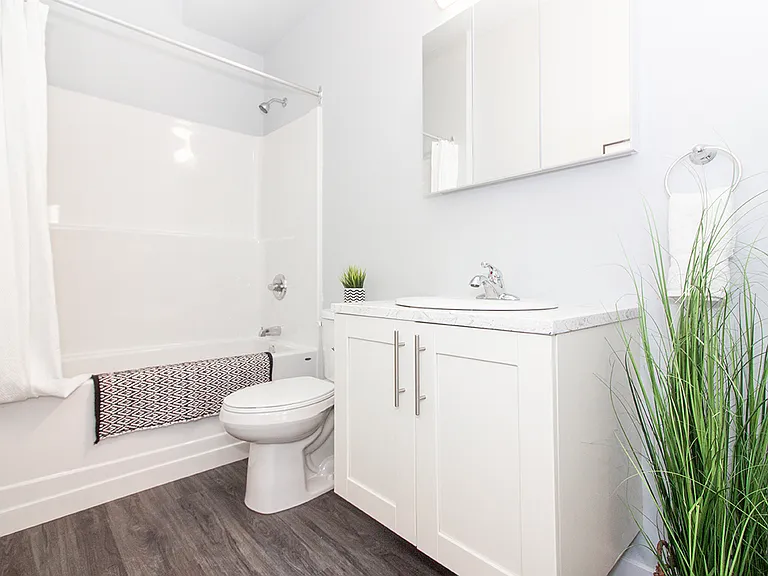 753 Wolseley Ave #306 — Photo 14