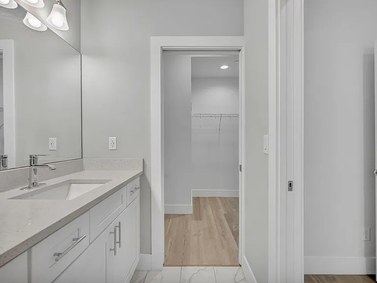 62 W Jersey St #13 — Photo 16