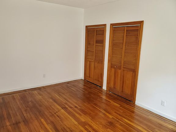 4th image of 39 74th St APT B3