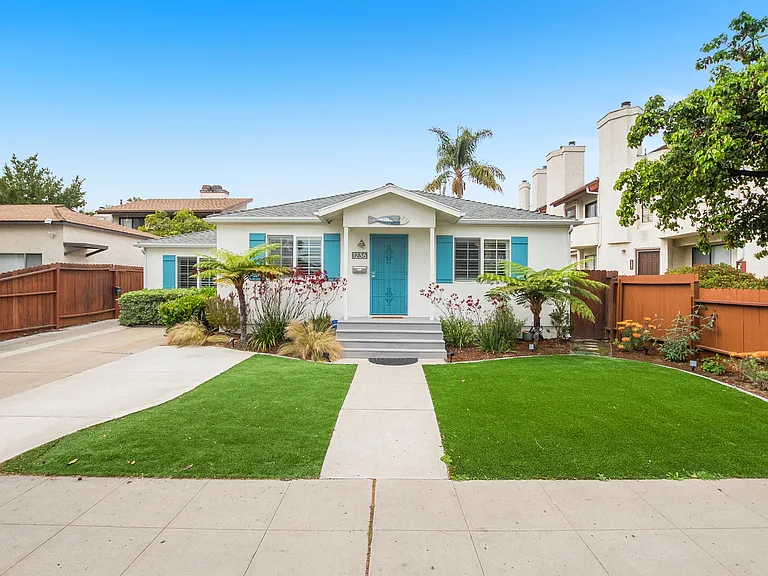 1236 Thomas Ave — Photo 33