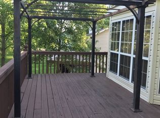 28 Morning Wind Ct, Saint Peters, MO 63304