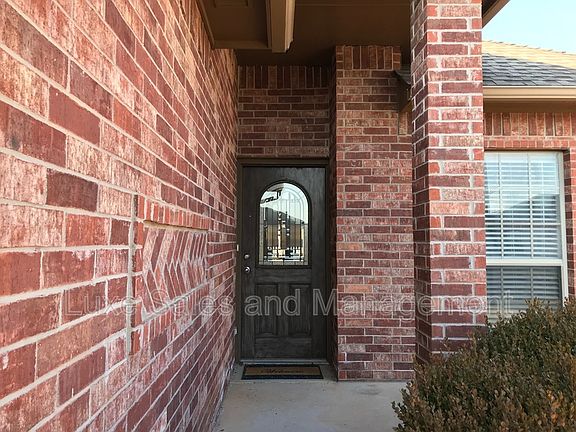 4th image of 509 SW 124th Pl