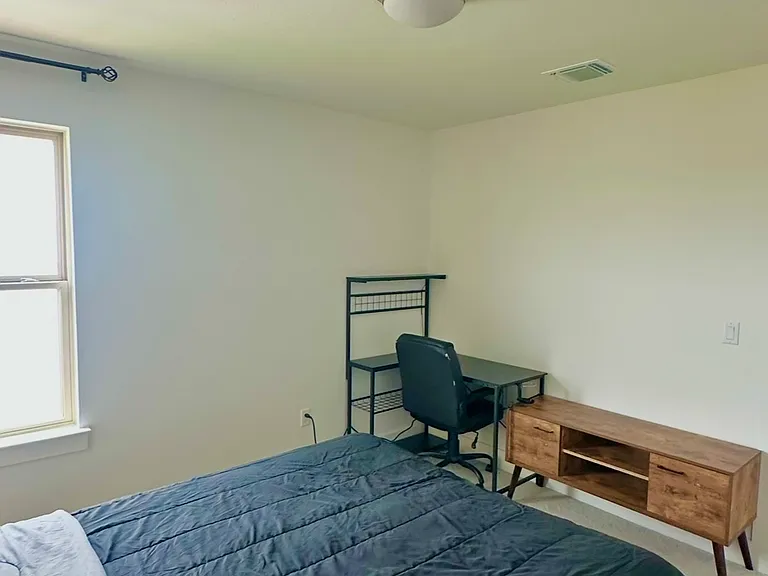 7103 Ezra Brooks Bnd — Photo 13
