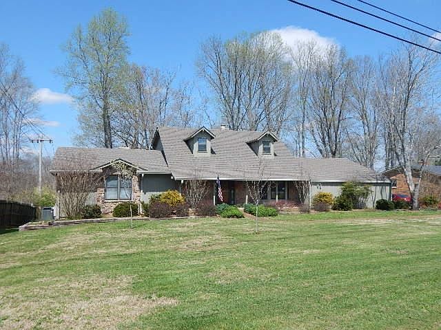 1st image of 834 Indian Mound Dr