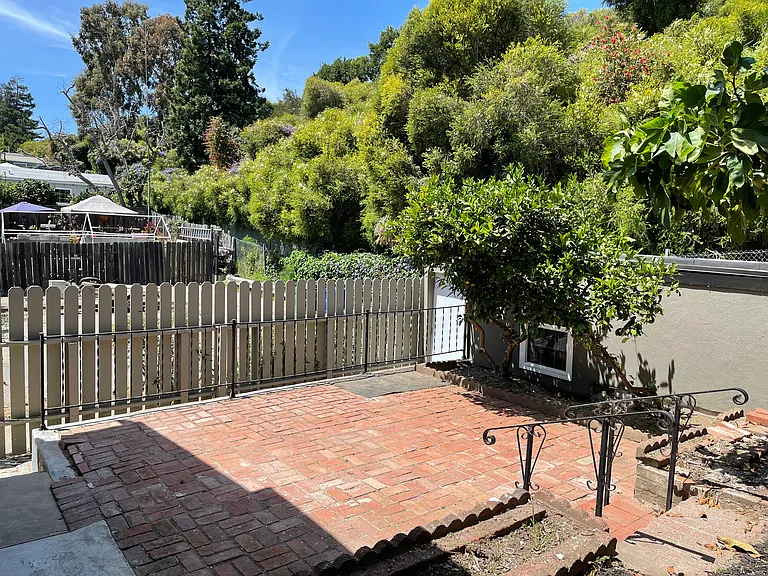 3102 Suter St — Photo 26