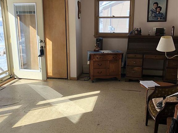 2nd image of 115 Walker Ave