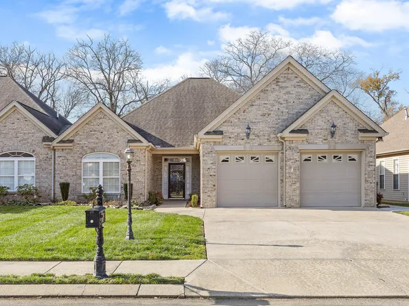 1218 Jackson Mill Dr, Hixson, TN 37343