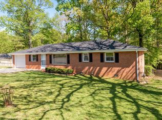609 Luther Rd, Dickson, TN 37055