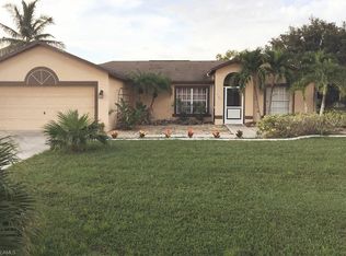 1102 SW 16th Ter, Cape Coral, FL 33991