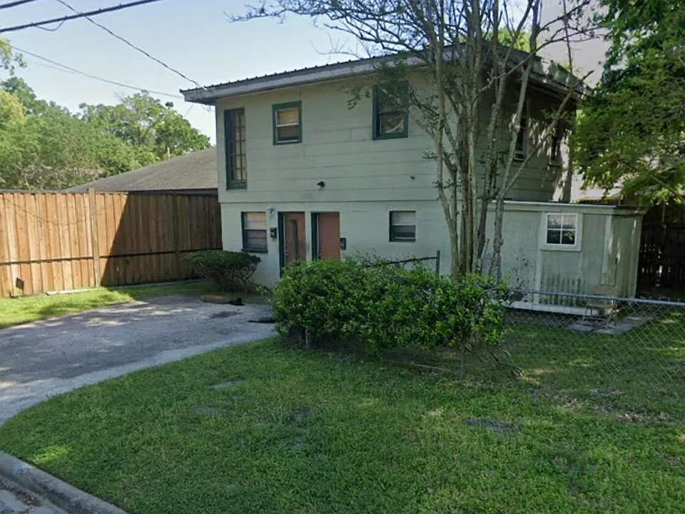 3552 College St #A & B
