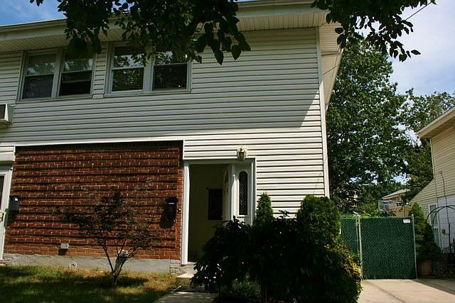 1st image of 7139 165th St