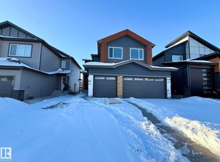 26 Baker St, Strathcona County, AB T8E0B6