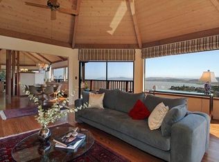 48 Lochness Ln, San Rafael, CA 94901