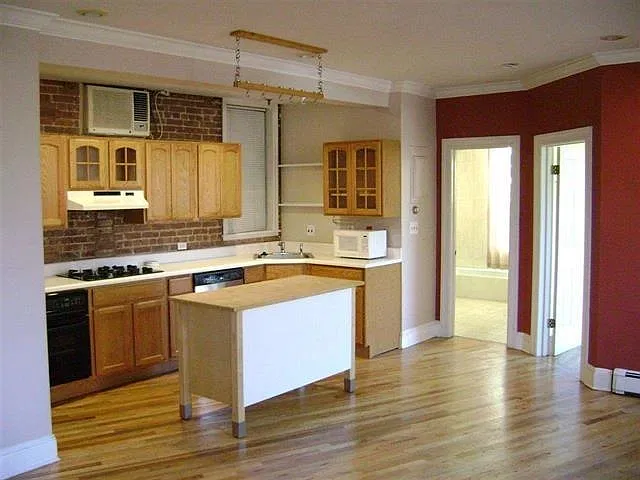 1 bed, 1.0 bath, $3,500 — Photo 4