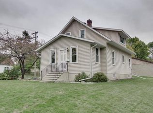 213 Lyndale Ave N, New Prague, MN 56071