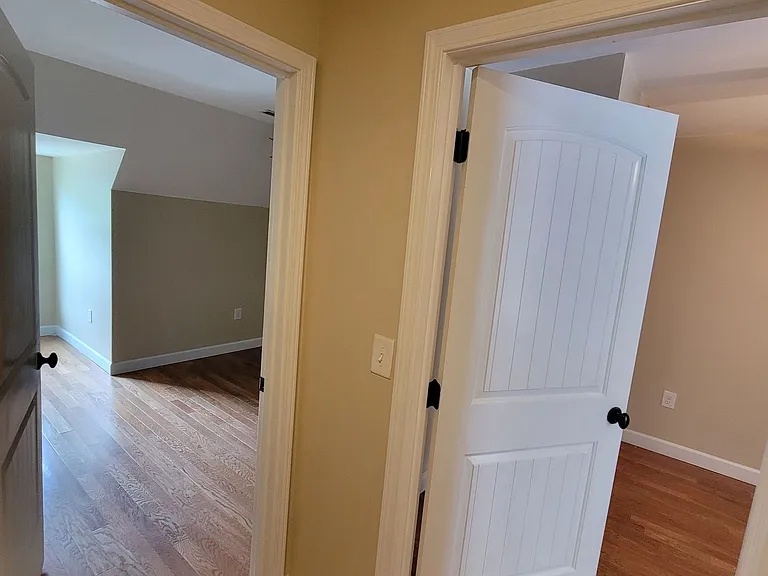 Forrest Edge Townhomes! - 4bd/4ba: Centrally Located! Upscale Student Living! — Photo 15