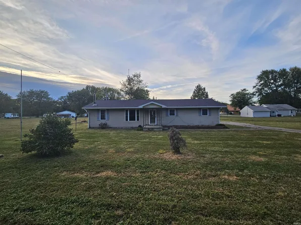 301 N Hickory St, Oaktown, IN 47561