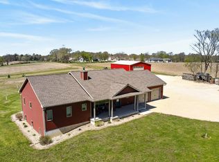 1009 Bremer Rd, Waverly, IA 50677