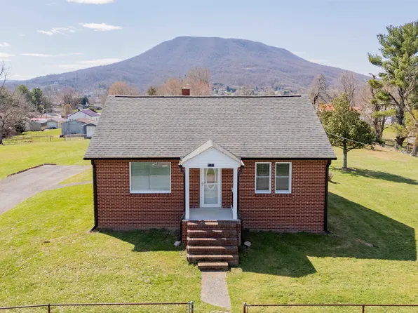 1565 Curve Rd, Pearisburg, VA 24134