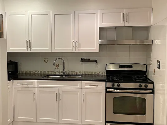 Rented by R New York | media 5