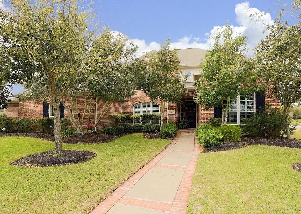 1st image of 3508 Lindhaven Dr