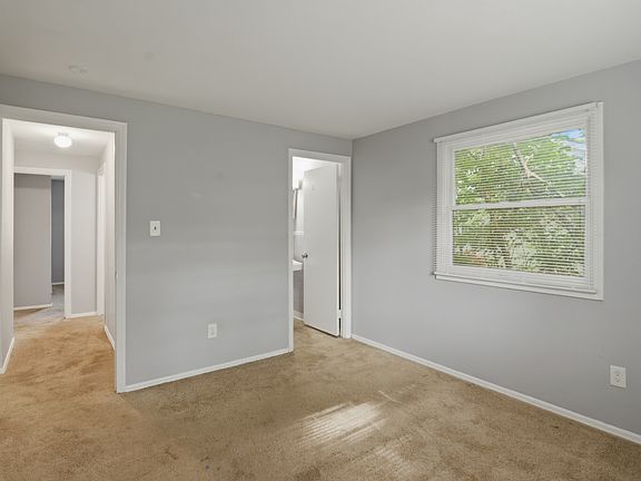 5th image of 1925 N Mitthoefer Rd