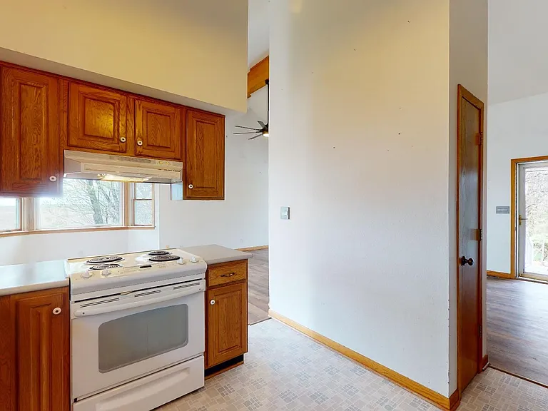 64330 Lincoln Hwy — Photo 3