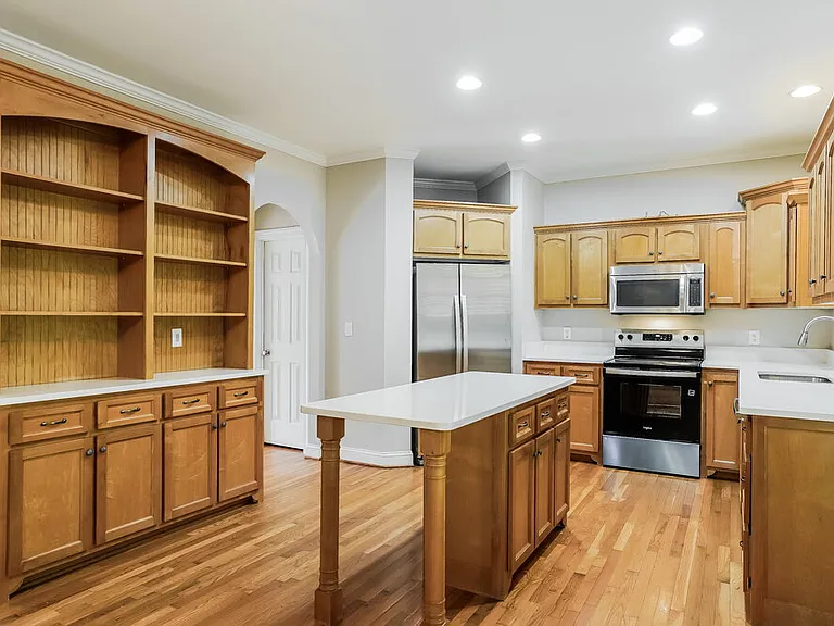 308 Cardinal Crest Ln — Photo 7
