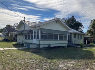 725 N Warfield Ave, Wildwood, FL 34785