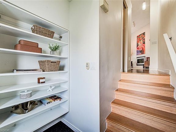 4th image of 589 Beechwood Dr #22