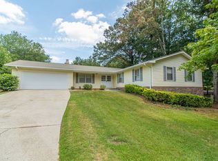 11225 Crosshaven Dr, Roswell, GA 30075