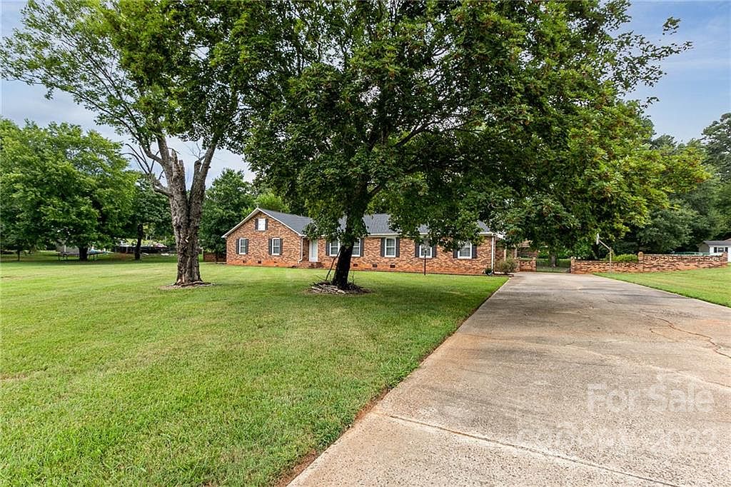 614 High Shoals Rd, Lincolnton, NC 28092 Zillow