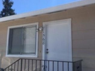 1568 Herbert St, Santa Rosa, CA 95401