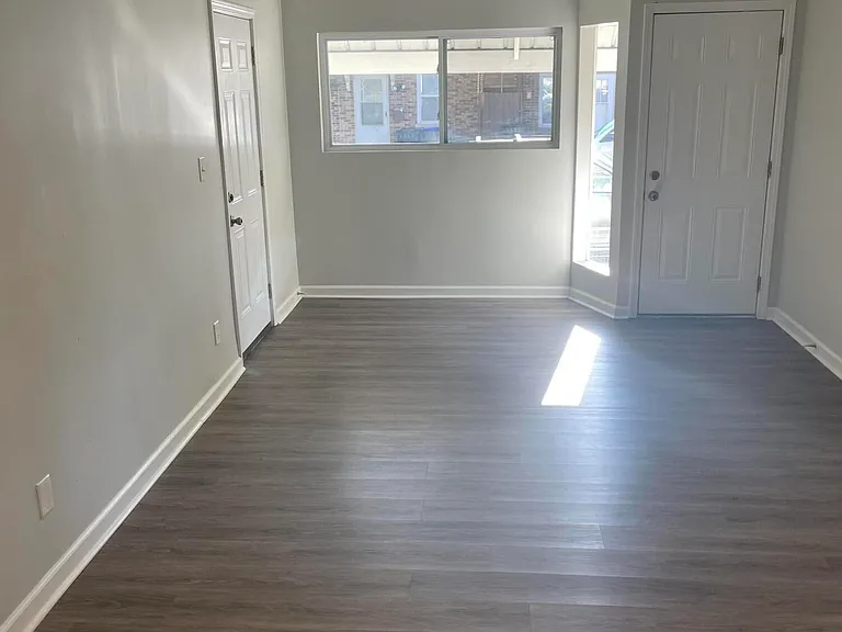1212 Krieger St — Photo 12