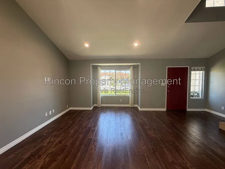 13106 Knotty Pine St — Photo 10
