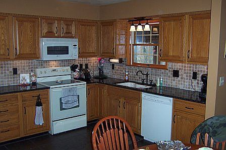 2nd image of 330 Kimport Ave