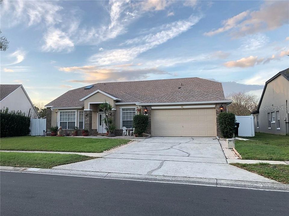 1st image of 12930 Forestedge Cir