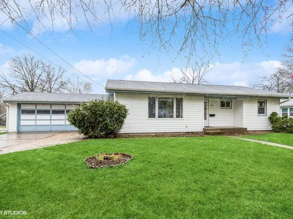 1707 F St, Iowa City, IA 52240