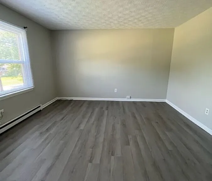 314 Walters Ln #B — Photo 4