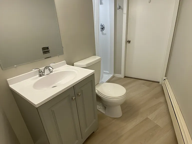 299 Pine St #1 — Photo 6
