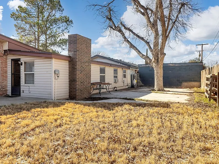 3524 W Shandon Ave — Photo 27