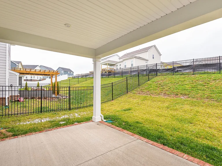 815 Dean Dr — Photo 31