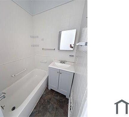 3rd image of 4012 Penrose St