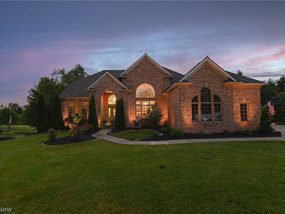 1st image of 4075 Fairway Dr