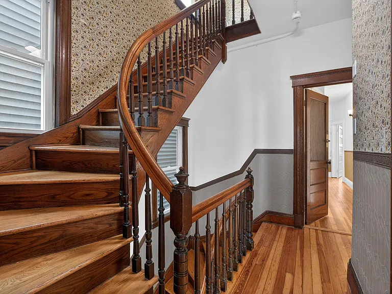 42 Duer Pl #2 — Photo 20